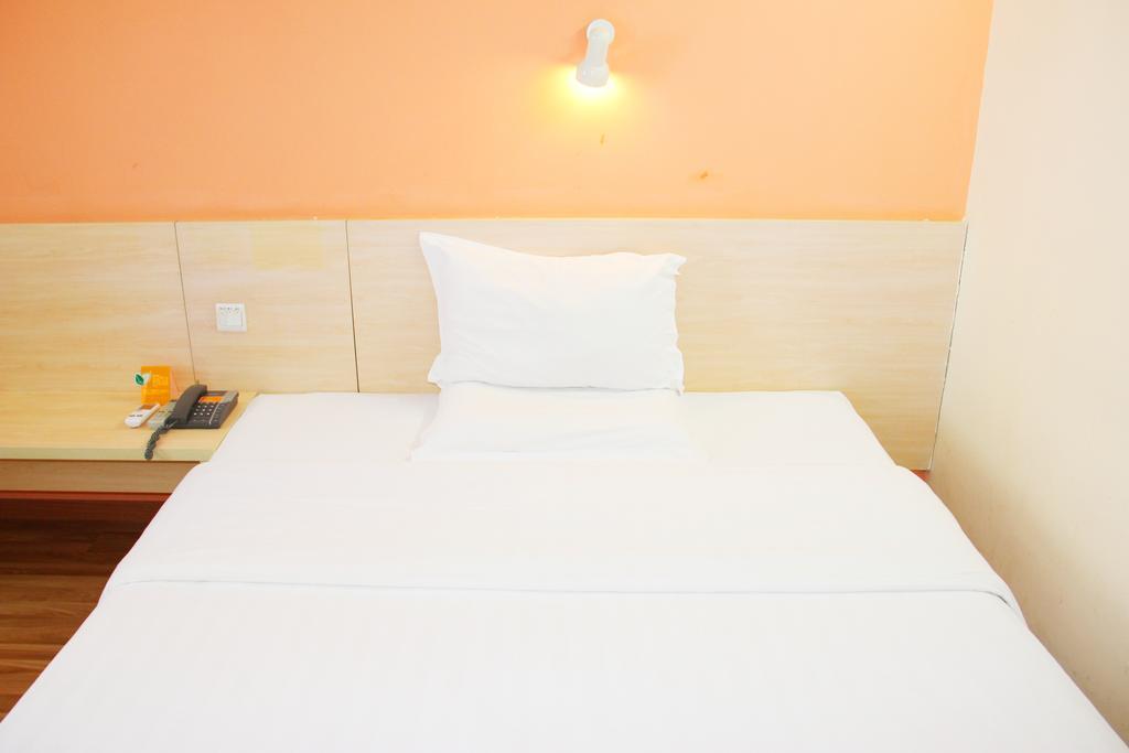 7Days Inn Foshan Coach Terminal Exteriér fotografie